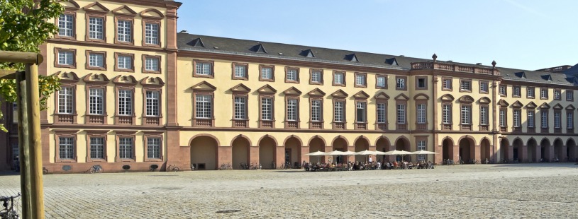 Gebäude Uni Mannheim